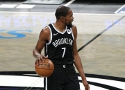 爱游戏官方-广东队鏖战福建队，杜兰特惊艳四座