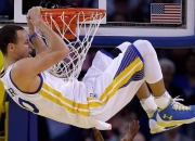 爱游戏官方入口-西决生死战之夜，特奥让比赛提前失去悬念