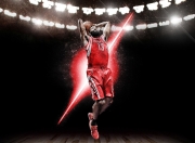 AYX体育赛事-赛道上的公牛，武切维奇在F1街道赛接管比赛，硬仗取胜活塞