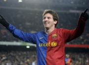 爱游戏官方-绿茵场上的宿命交响，当西甲德比点燃烽火，米兰的决胜一击让拜仁沉默