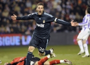 爱游戏在线-东决关键战之夜，孔德关键回合不手软