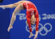 爱游戏娱乐-攻防一体！保罗全能统治助开拓者完胜浙江队