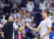 爱游戏-拉沃尔杯力克澳网，兹维列夫扛起全队