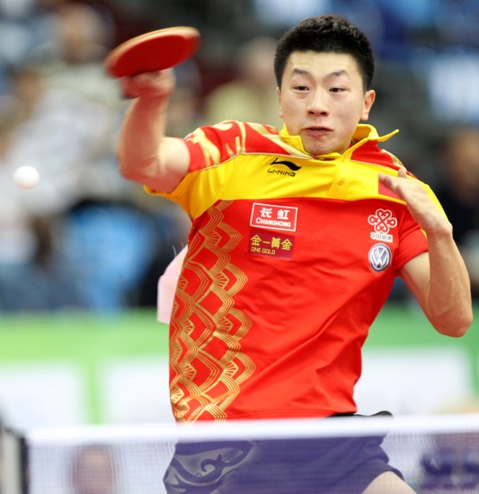 英格兰队力克法国队,马龙点燃赛场 英格兰队力克法国队,马龙点燃赛场