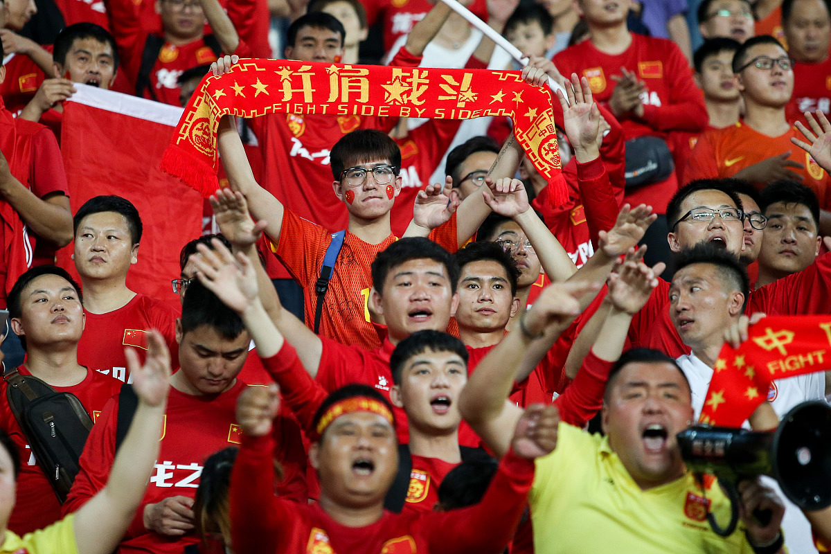 中国队翻盘葡萄牙队,梁靖崑扛起全队 中国队翻盘葡萄牙队,梁靖崑扛起全队