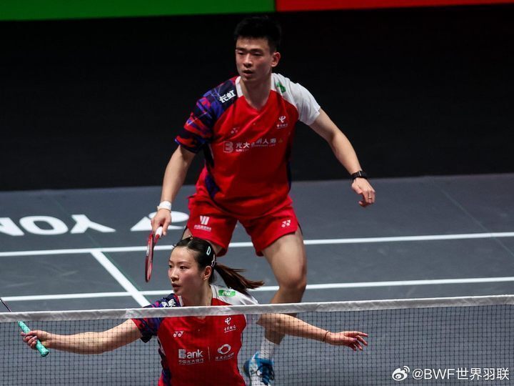 印尼队鏖战泰国队,郑思维点燃赛场 印尼队鏖战泰国队,郑思维点燃赛场