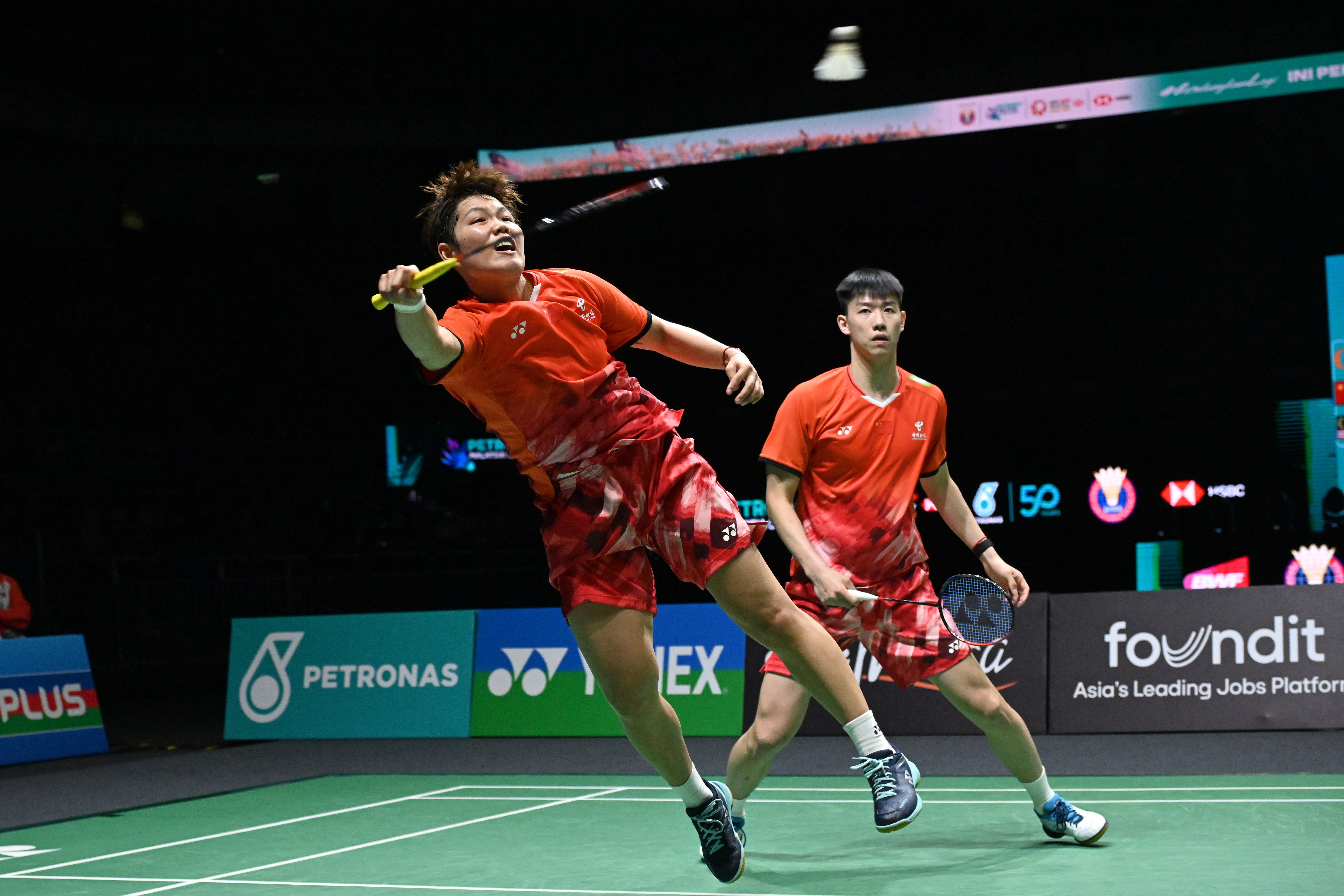 马来西亚队横扫泰国队,黄鸭组合统治全场 马来西亚队横扫泰国队,黄鸭组合统治全场