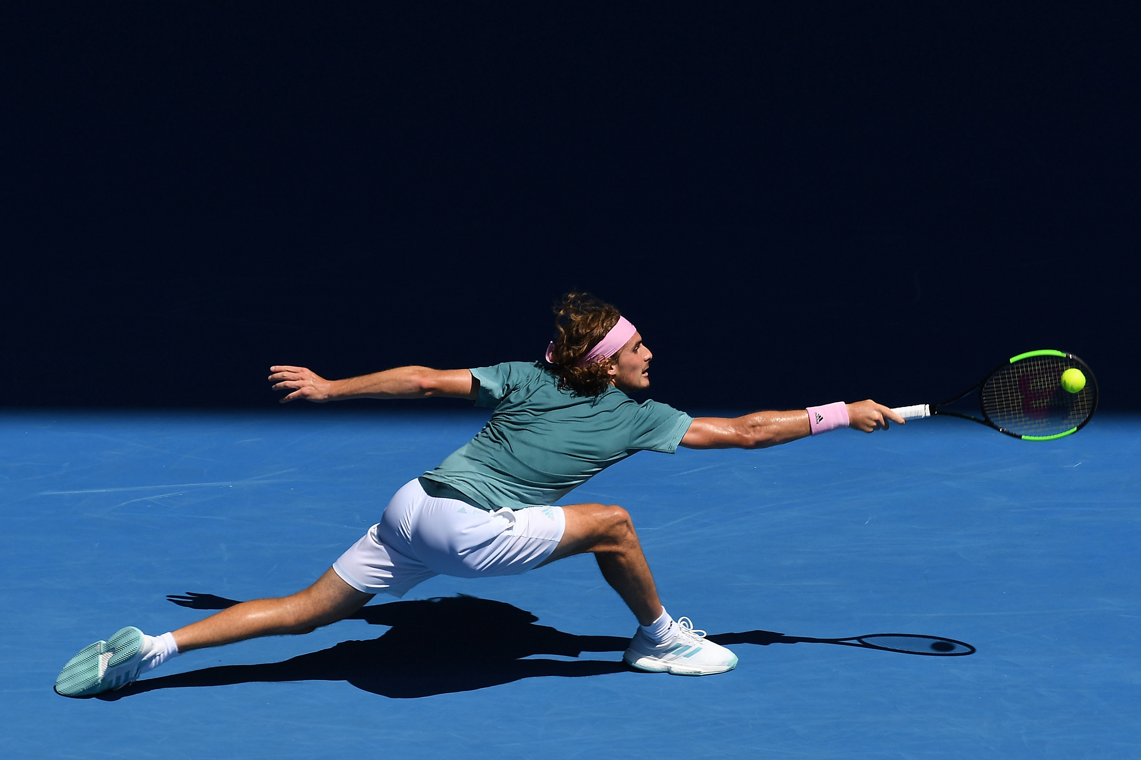 戴维斯杯横扫澳网，西西帕斯高光表现