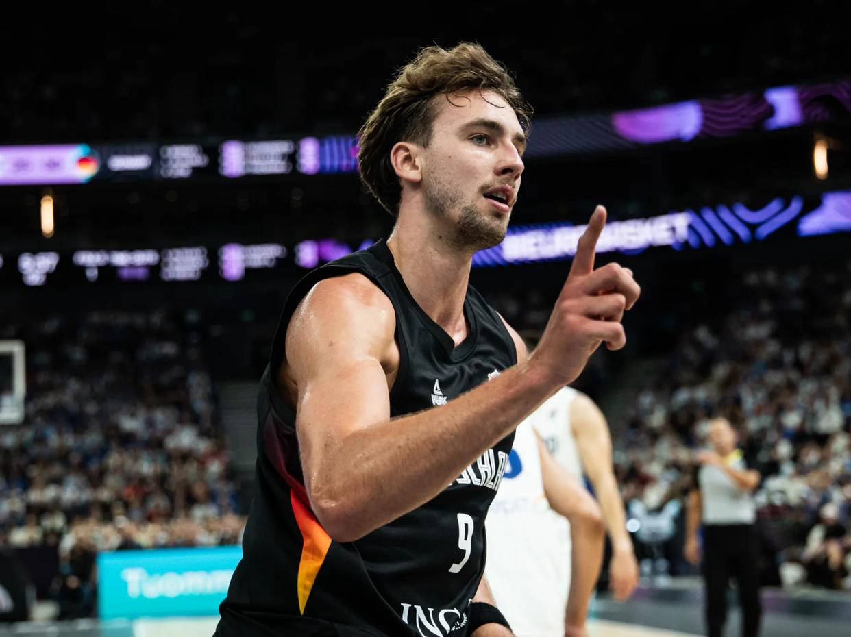 德国乒乓球队轻取英国乒乓球队,张继科打破历史纪录 德国乒乓球队轻取英国乒乓球队,张继科打破历史纪录