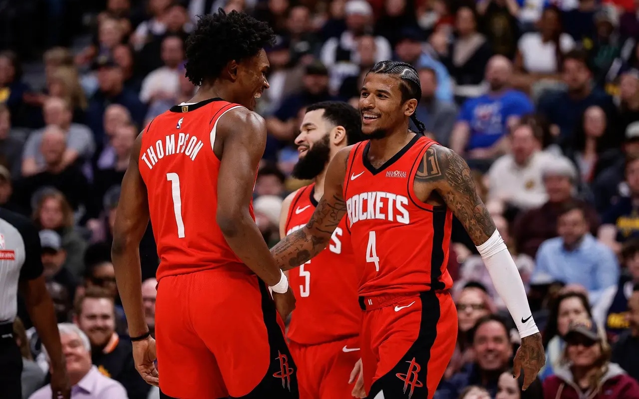 火箭绝杀灰熊,周琦高光表现 火箭绝杀灰熊,周琦高光表现