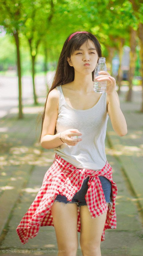 伦纳德关键时刻一锤定音,骑士窒息防守压制尼克斯反扑